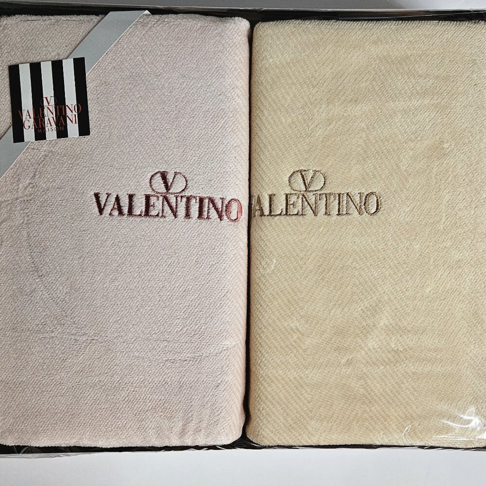Valentino Garavani Twin Blanket